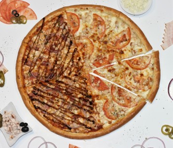 Курочка барбекью и Сливочная курочка - Magnorum, пицца, роллы, суши в Екатеринбурге, Магнорум, 